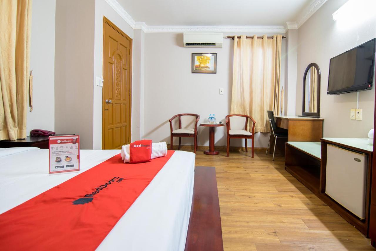 Quynh Giang Hotel Near Hiecc Хошимин Екстериор снимка